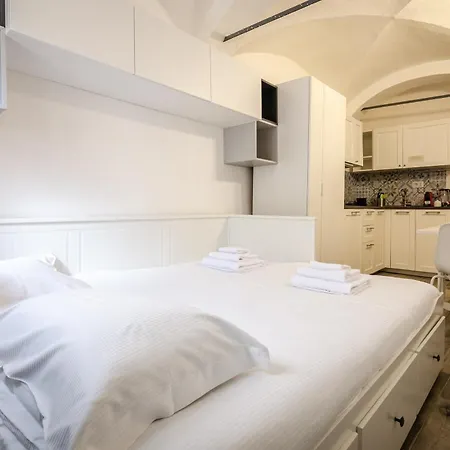 Nosadella Apartment